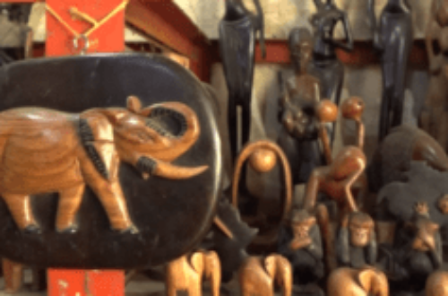 Article : Art guinéen : la sculpture résiste encore au temps